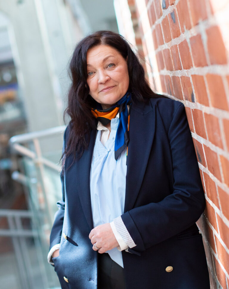 Mari Kunttu-Kauppi, strateginen kehittäjä ja muutosjohtamisen ammattilainen